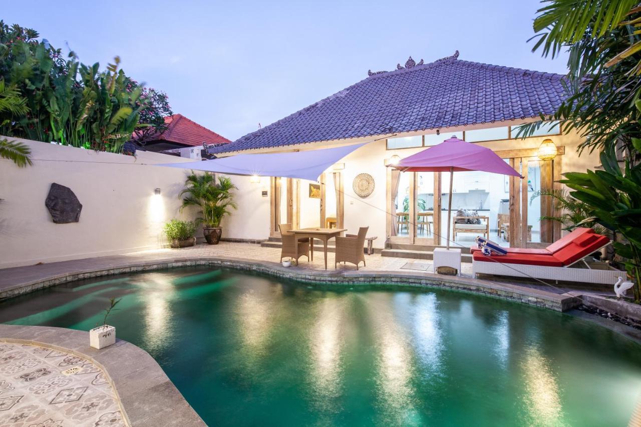 סמיניאק Ambermoon Villas מראה חיצוני תמונה