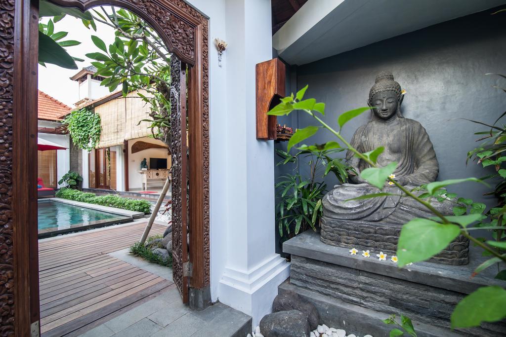 סמיניאק Ambermoon Villas מראה חיצוני תמונה