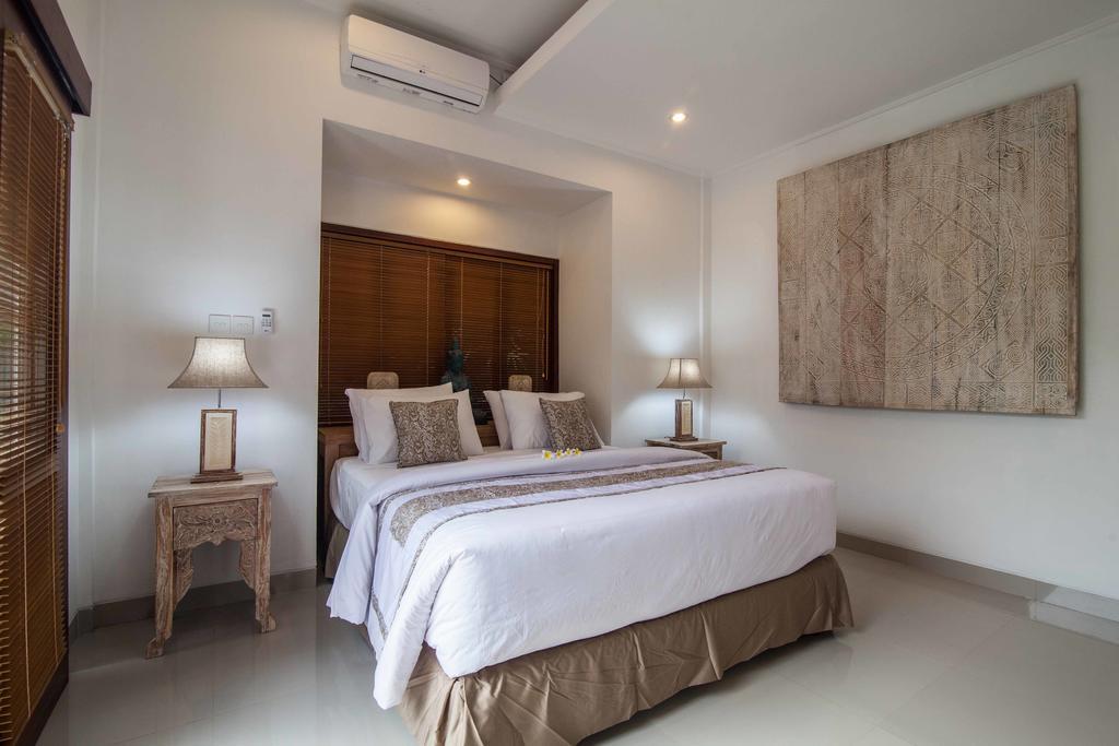 סמיניאק Ambermoon Villas מראה חיצוני תמונה