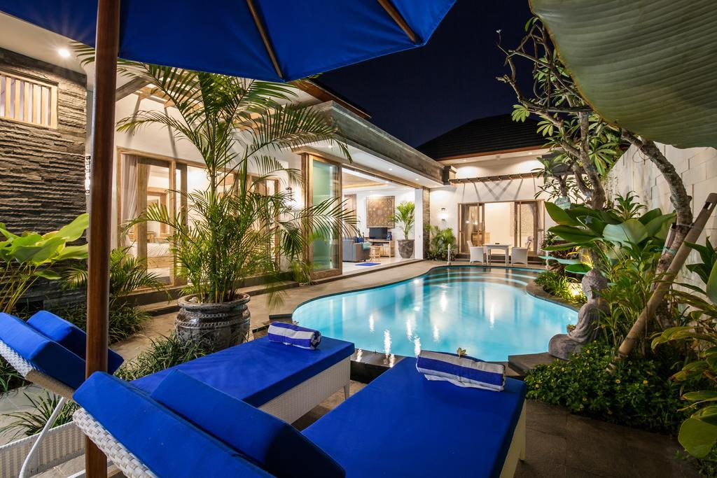 סמיניאק Ambermoon Villas מראה חיצוני תמונה