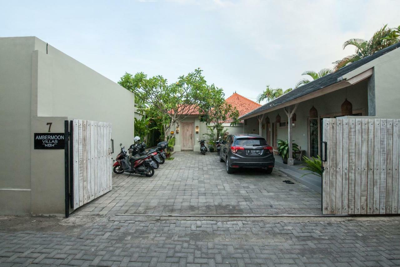 סמיניאק Ambermoon Villas מראה חיצוני תמונה